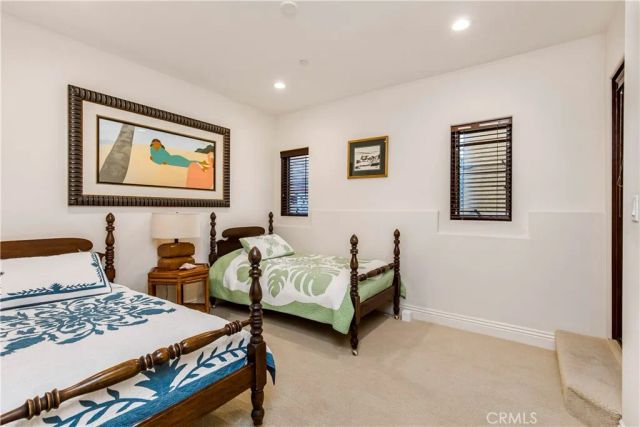 320 33rd, Manhattan Beach, CA 90266