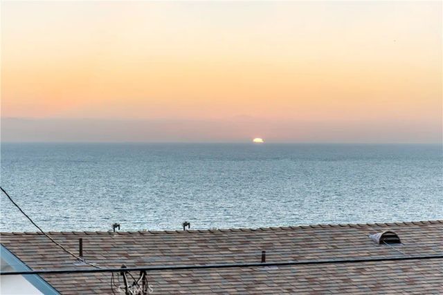 320 33rd, Manhattan Beach, CA 90266