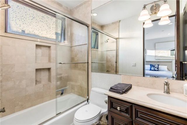 320 33rd, Manhattan Beach, CA 90266