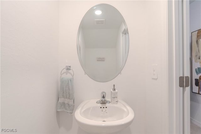 7190 Sugar Pine WAY, Fort Myers, FL 33966