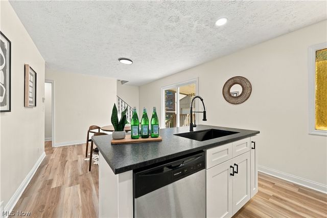 3117 Bailey Road, Cuyahoga Falls, OH 44221