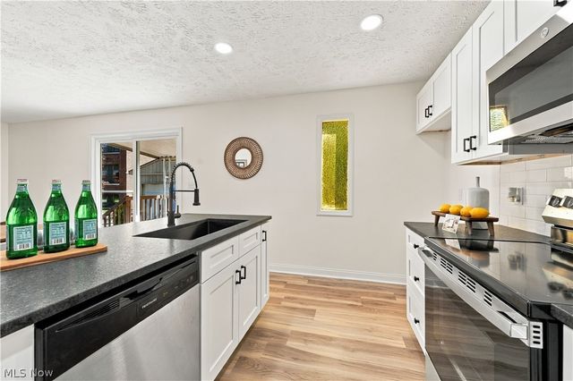 3117 Bailey Road, Cuyahoga Falls, OH 44221