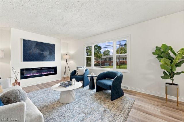 3117 Bailey Road, Cuyahoga Falls, OH 44221