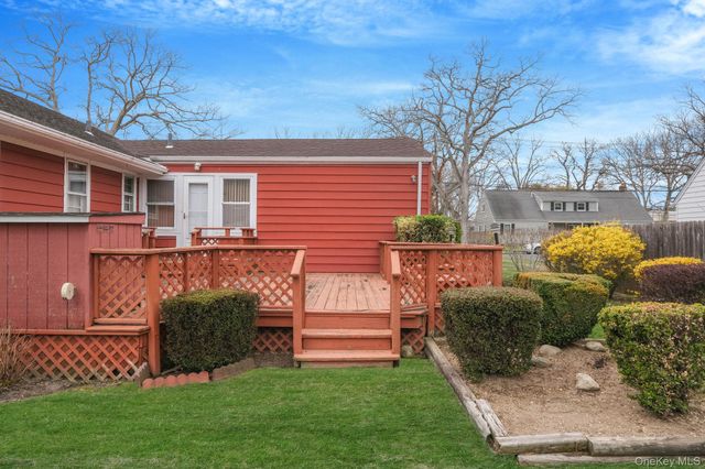 199 Gleeland Street, Deer Park, NY 11729