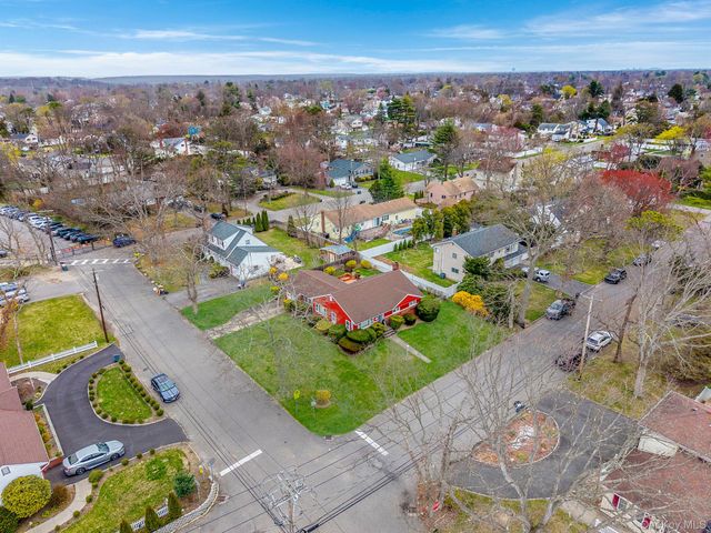 199 Gleeland Street, Deer Park, NY 11729