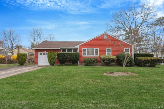 199 Gleeland Street, Deer Park, NY 11729