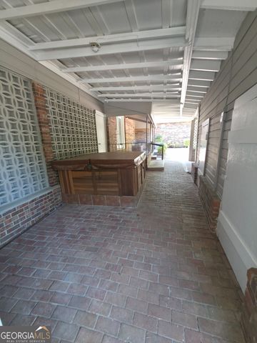 360 Pinkney Street, Winder, GA 30680