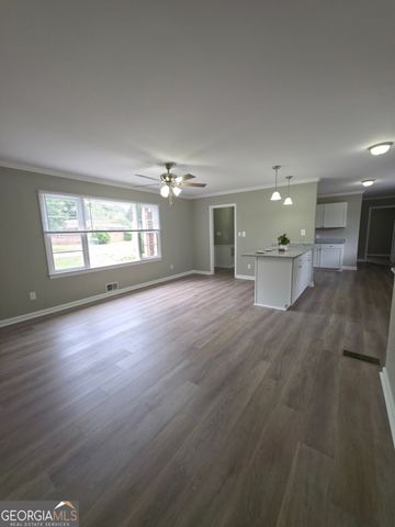 360 Pinkney Street, Winder, GA 30680