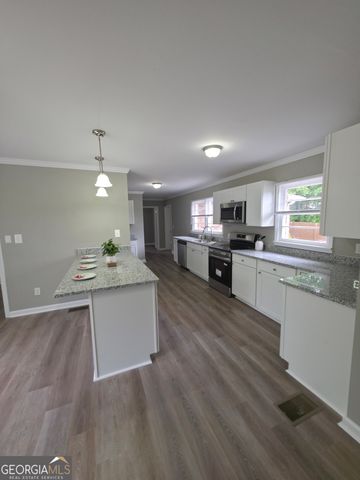 360 Pinkney Street, Winder, GA 30680