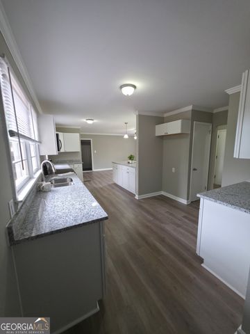 360 Pinkney Street, Winder, GA 30680