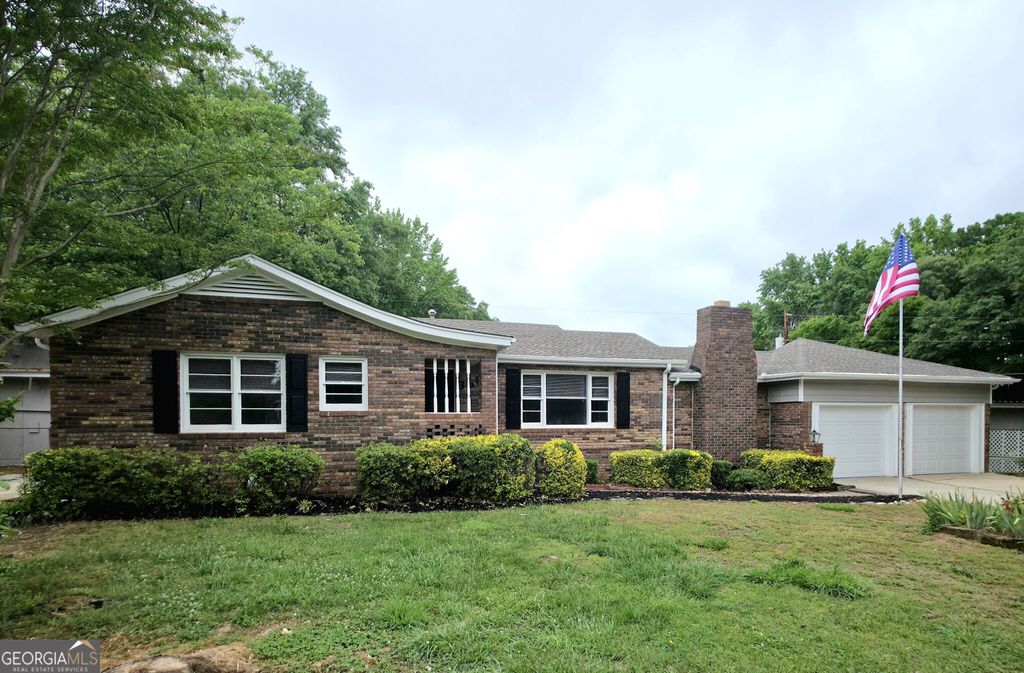 360 Pinkney Street, Winder, GA 30680