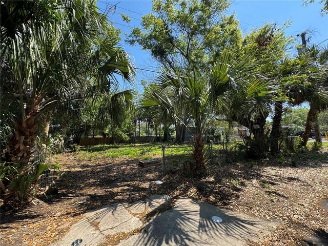 1127 MARTHA DRIVE, Daytona Beach, FL 32114