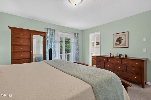 1607 Seward Drive, Johnson City, TN 37604
