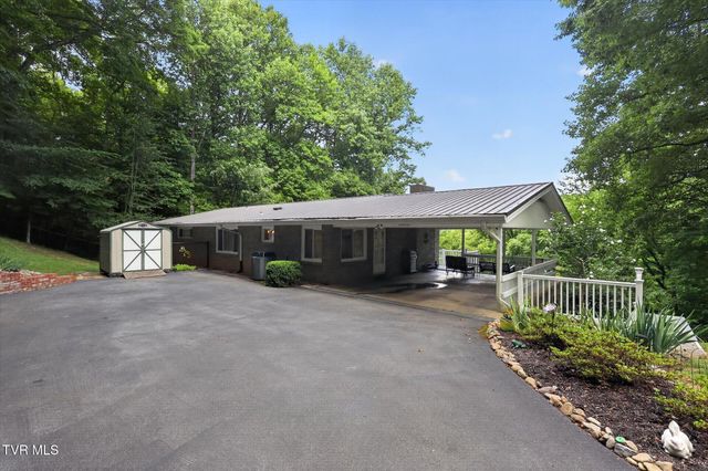 1607 Seward Drive, Johnson City, TN 37604