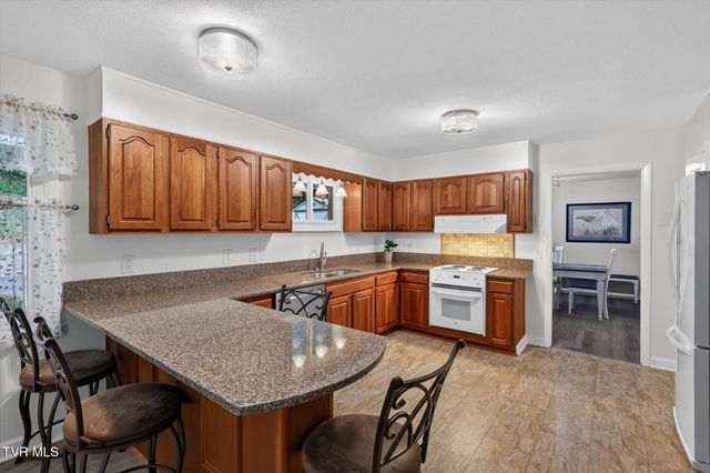 1607 Seward Drive, Johnson City, TN 37604