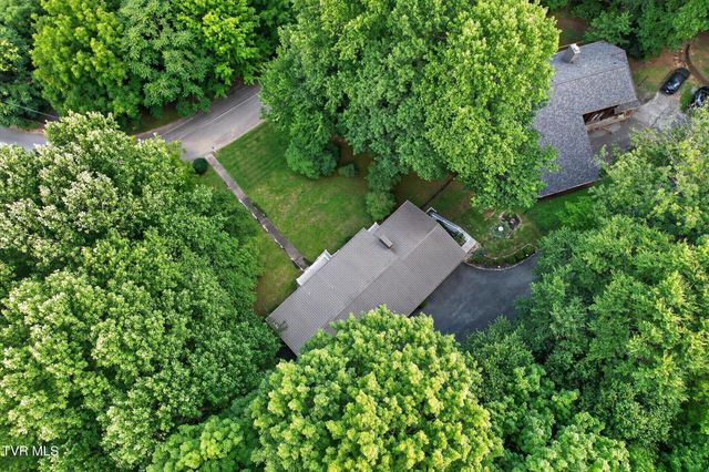 1607 Seward Drive, Johnson City, TN 37604