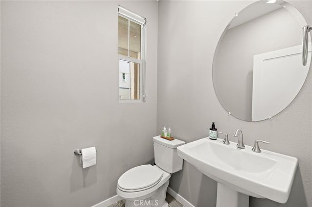 144 Paramount, Irvine, CA 92618