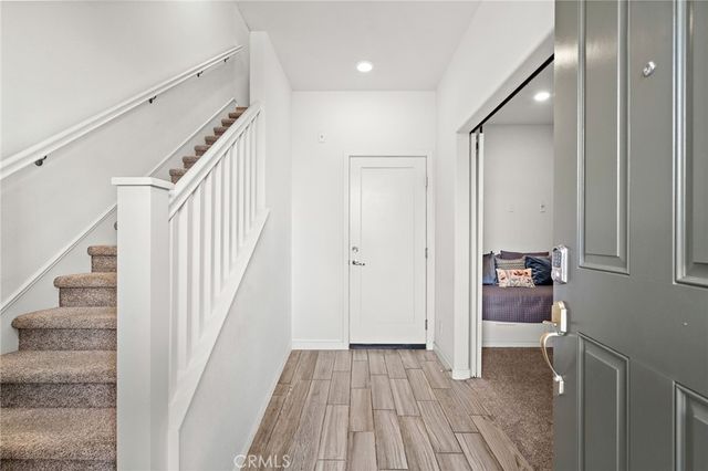 144 Paramount, Irvine, CA 92618