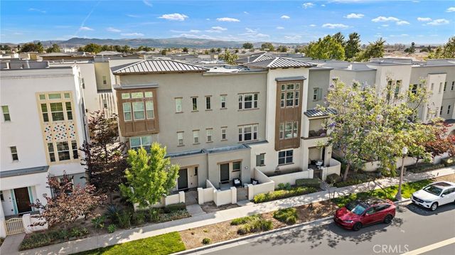 144 Paramount, Irvine, CA 92618