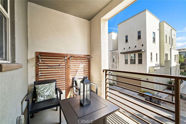 144 Paramount, Irvine, CA 92618