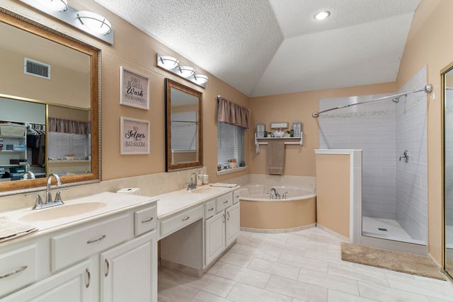 925 Micarta Drive, Mesquite, TX 75181