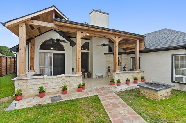 925 Micarta Drive, Mesquite, TX 75181