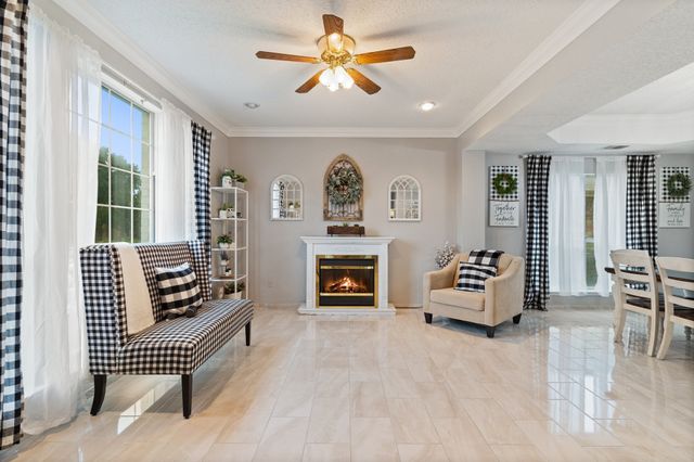 925 Micarta Drive, Mesquite, TX 75181