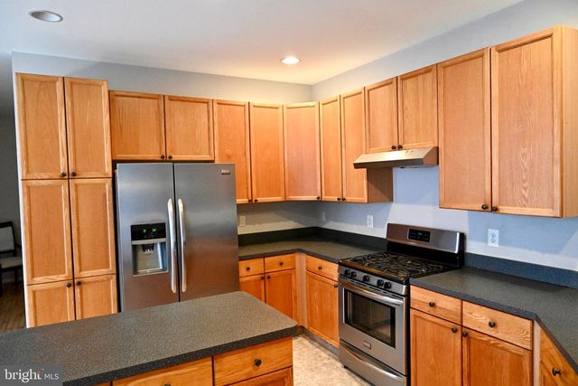 8 ASTER DRIVE, Sicklerville, NJ 08081