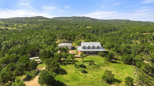 1101 Windy Hills RD, Dripping Springs, TX 78620