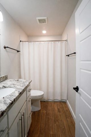 804 E 7th Street, Grove, OK 74344