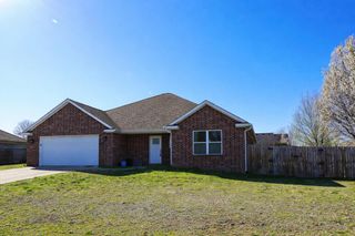 804 E 7th Street, Grove, OK 74344