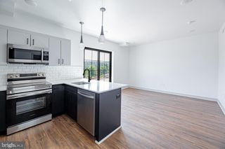 5001 UMBRIA ST #U313, Philadelphia, PA 19128