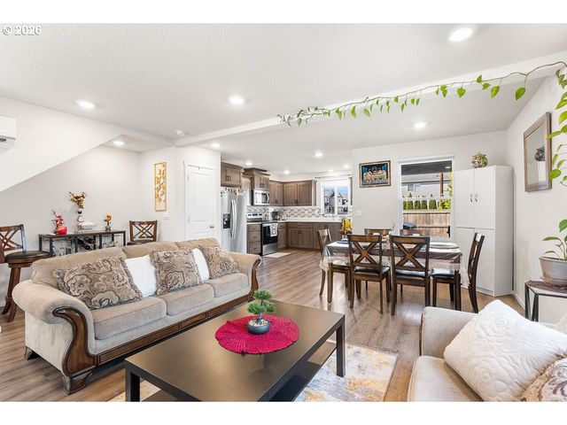 12402 Ne 109TH Cir, Vancouver, WA 98682