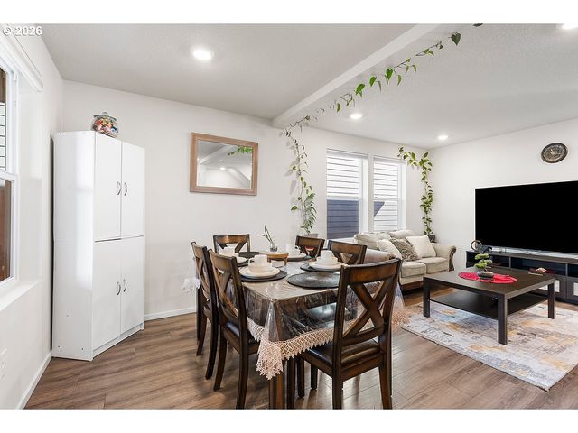 12402 Ne 109TH Cir, Vancouver, WA 98682