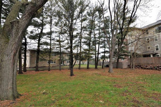 2308 Parmenter Street, Middleton, WI 53562