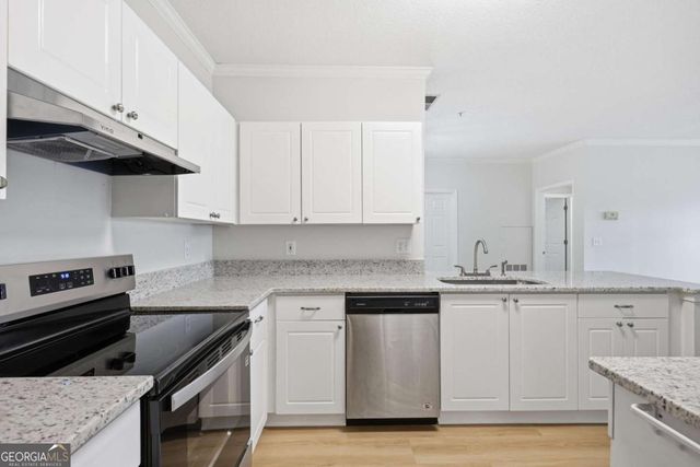 701 Vinings Forest Lane SE, Smyrna, GA 30080