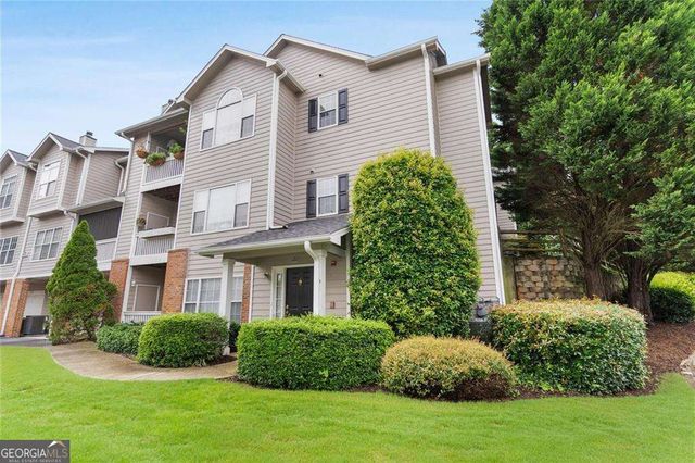 701 Vinings Forest Lane SE, Smyrna, GA 30080