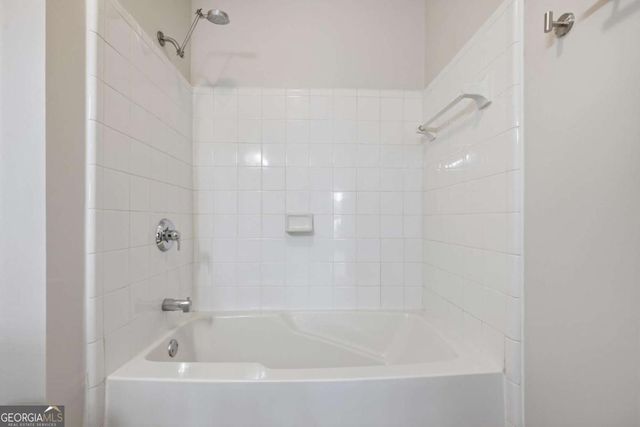 701 Vinings Forest Lane SE, Smyrna, GA 30080