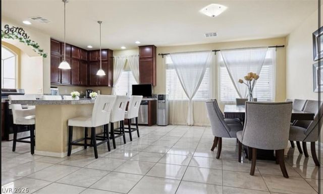 6861 Philharmonic Avenue, Las Vegas, NV 89139