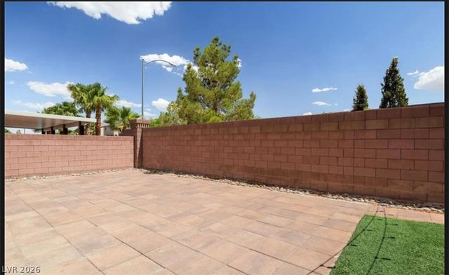6861 Philharmonic Avenue, Las Vegas, NV 89139