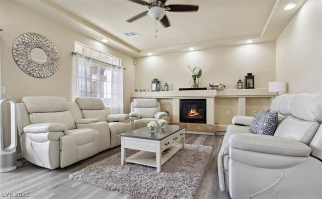 6861 Philharmonic Avenue, Las Vegas, NV 89139