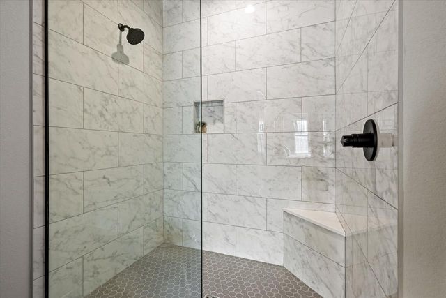 7035 Stonewood LANE, Lannon, WI 53046