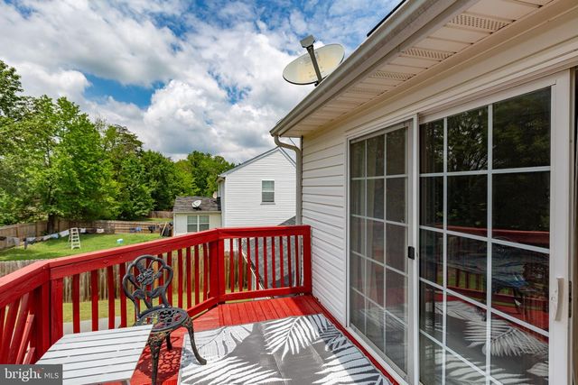 12215 STONEHENGE DR, Fredericksburg, VA 22407