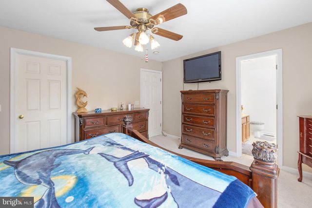 12215 STONEHENGE DR, Fredericksburg, VA 22407