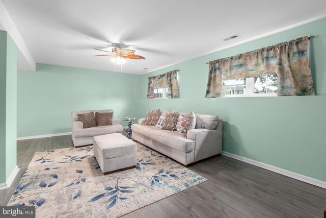 12215 STONEHENGE DR, Fredericksburg, VA 22407