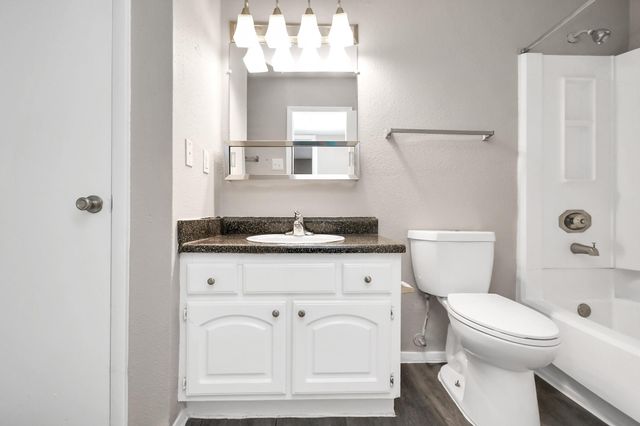7700 W Airport Boulevard 0710, Houston, TX 77071