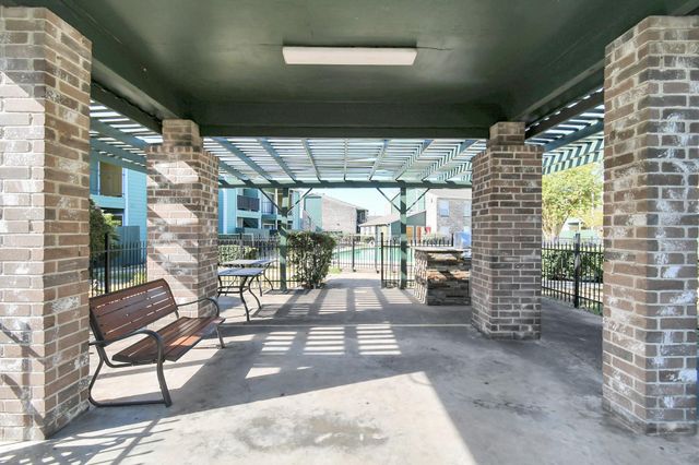 7700 W Airport Boulevard 0710, Houston, TX 77071