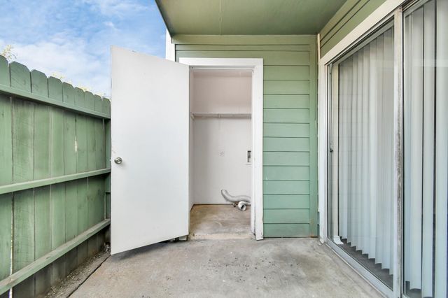 7700 W Airport Boulevard 0710, Houston, TX 77071