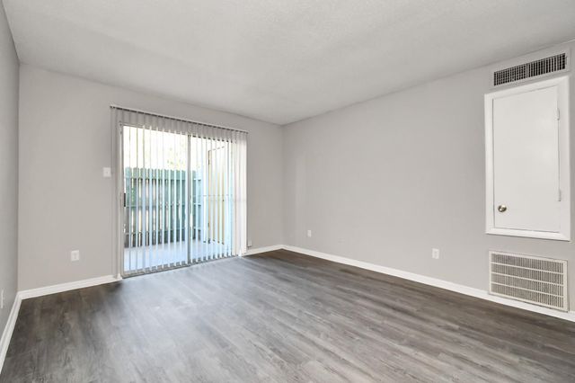 7700 W Airport Boulevard 0710, Houston, TX 77071