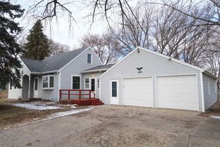 1560 WINDSOR Street, Sun Prairie, WI 53590